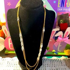 Hobe vintage necklace